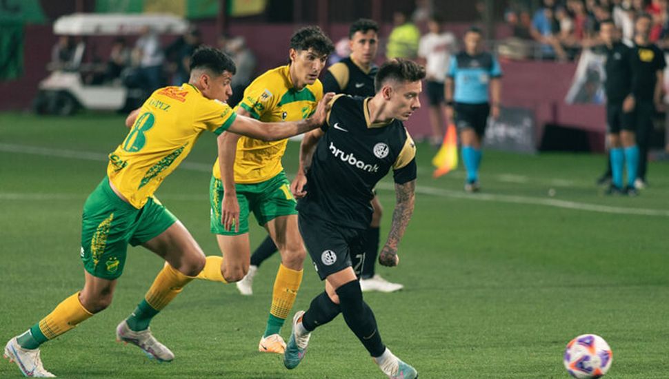 Defensa y Justicia venció a San Lorenzo y avanzó a la final