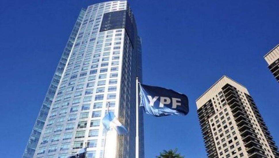 Alerta en el juicio por YPF: Burford Capital reclama un 51% de las acciones
