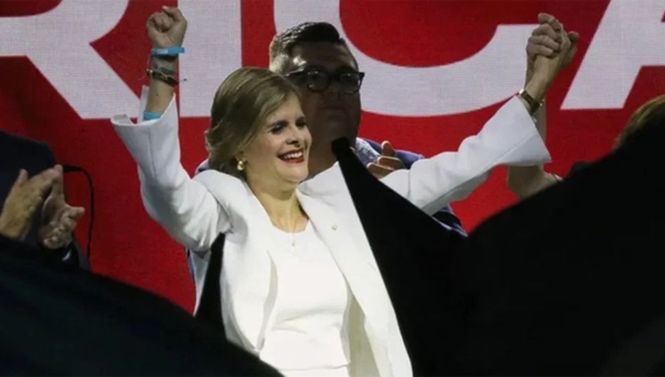 El Gobierno nacional felicitó a Laura Fernández