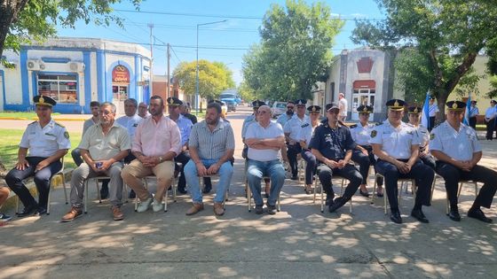 Emotivo homenaje y entrega de reconocimientos en la Escuela "Juan Vucetich"