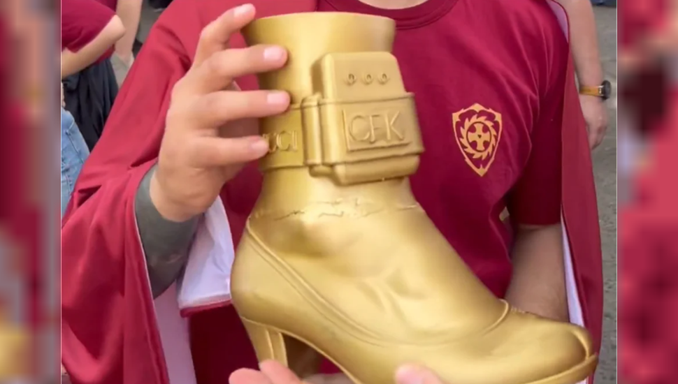 Milei, durísimo: llamó "Miss Tobillera" a CFK y dijo que el kirchnerismo quiere la "Unión Soviética de 1917"