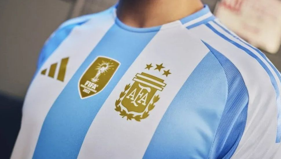 Presentaron la nueva camiseta de la Selección Argentina