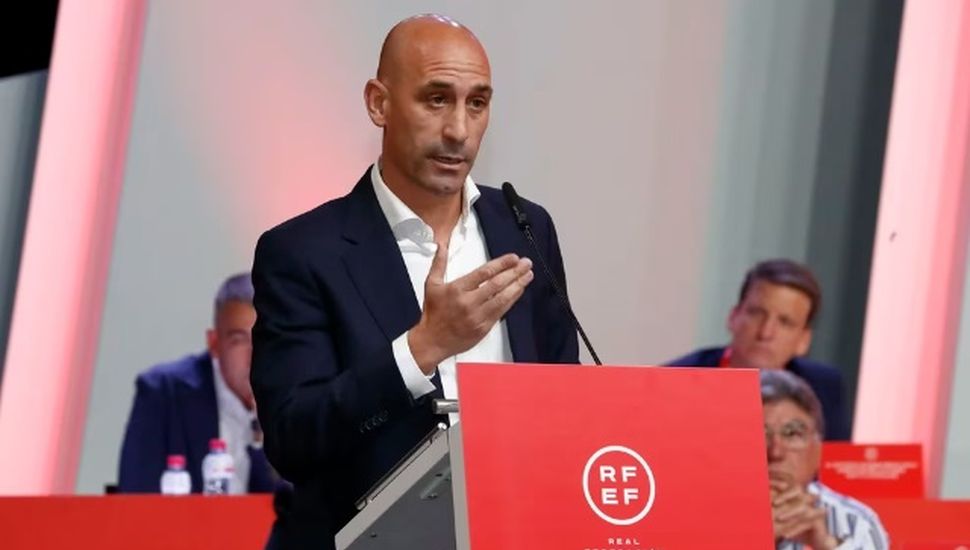 Rubiales renunció como presidente de la Real Federación Española de Fútbol