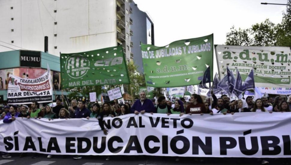 Sesión especial y marchas contra los vetos del presidente