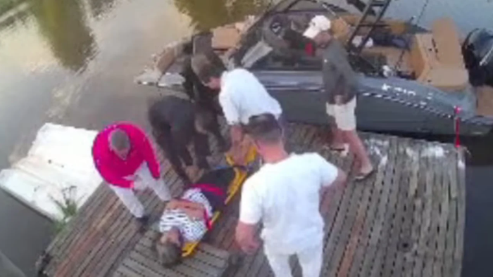 Una mujer fue baleada mientras paseaba en una lancha por un arroyo de Escobar