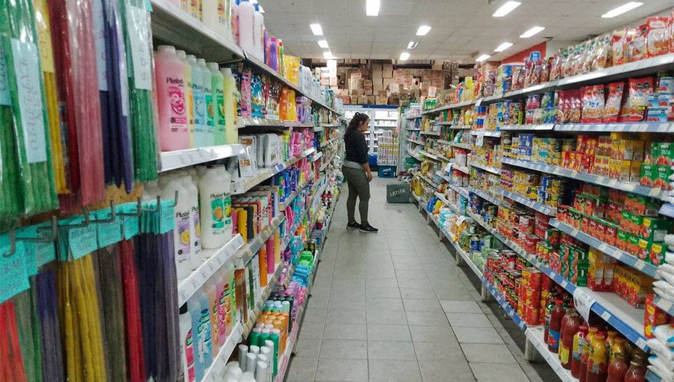 Derrumbe  de los salarios y del consumo