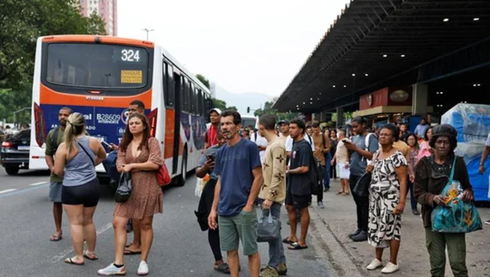 Una operación policial en Río de Janeiro dejó 64 muertos