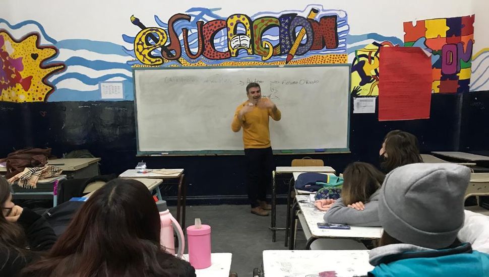 Promocionan los derechos de la Comunidad LGBT en las escuelas