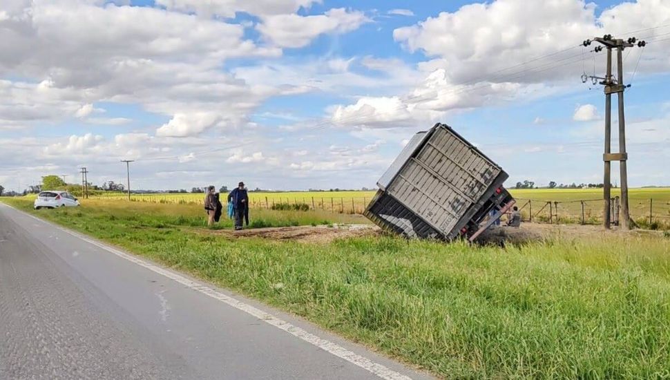 Un camión despistó este jueves en la Ruta 188
