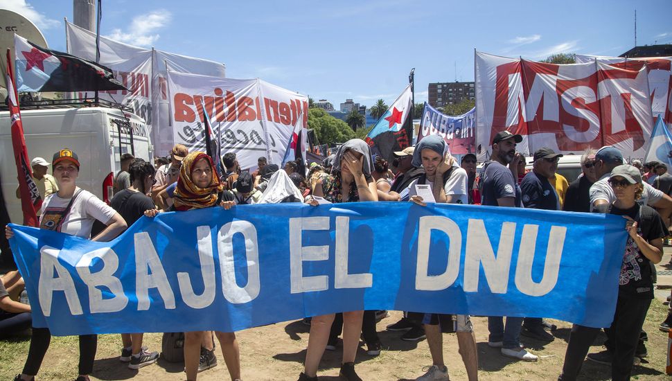 Documento de la CGT: "No somos la casta, somos los trabajadores"