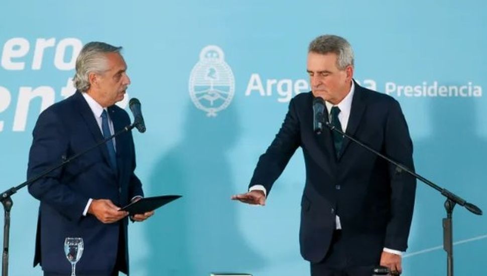 Es oficial: Agustín Rossi asumió en la Jefatura de Gabinete