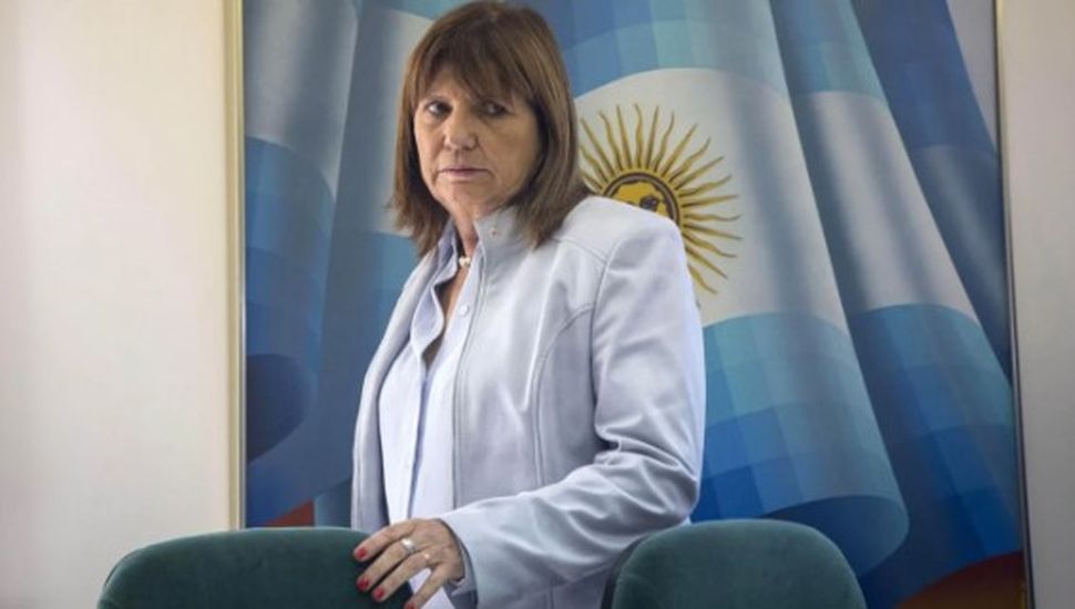 Renunció un funcionario de Bullrich por la arremetida de Milei contra Chubut