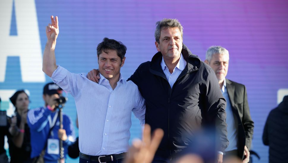 Kicillof junto a Massa cerró la campaña de la provincia e instó a votar con "boleta completa a Unión por la Patria"