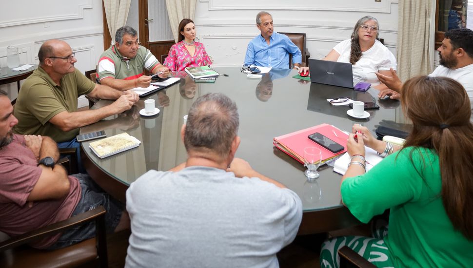 La primera reunión paritaria de año entre el Ejecutivo y los gremios culminó con acuerdo