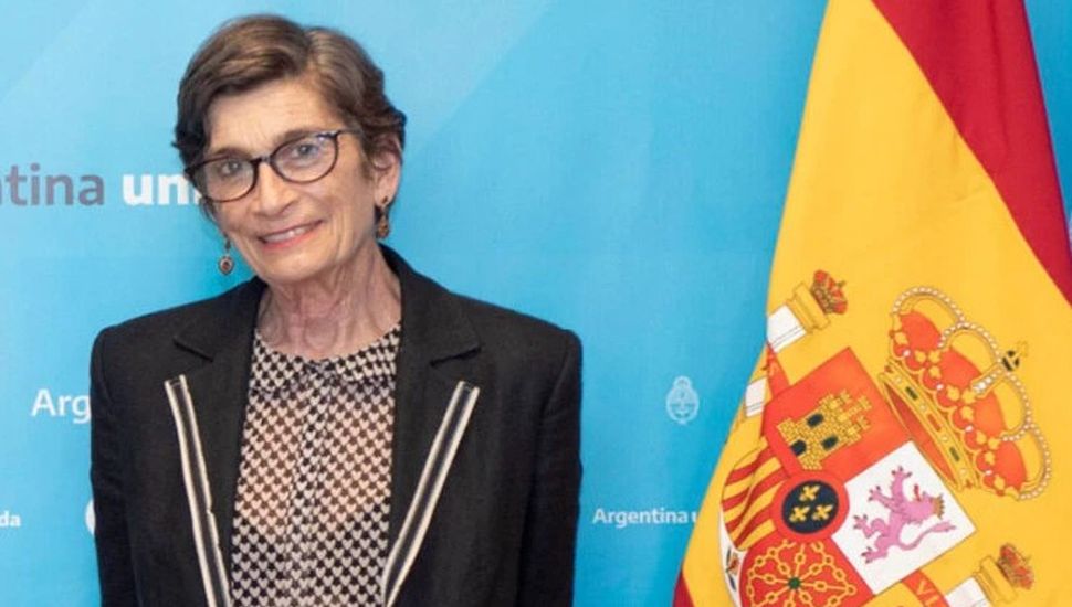 Destituyen a la embajadora española en Buenos Aires