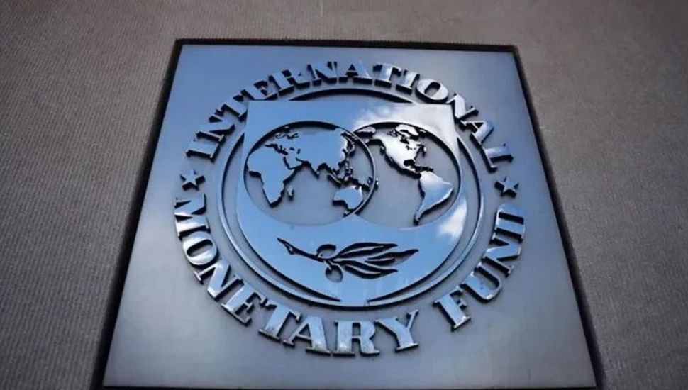 Para el FMI, bajar la inflación debe ser  “prioridad absoluta”
