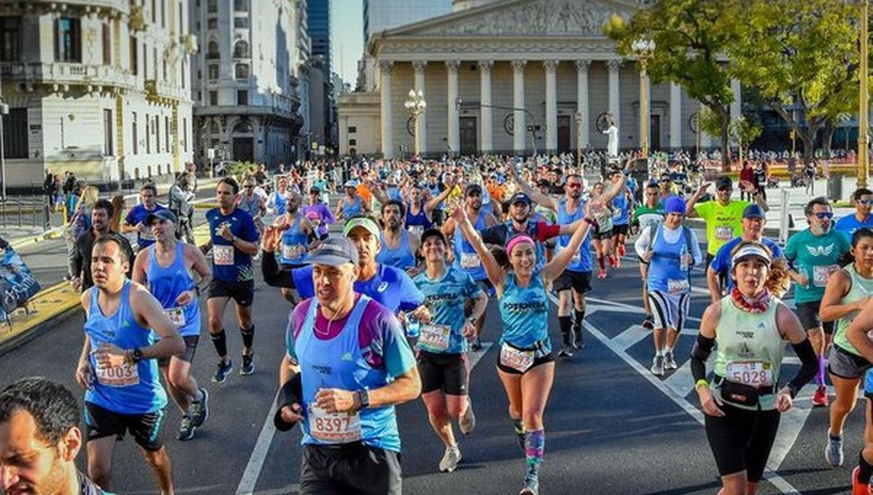 Con la presencia de Pergaminenses, se corre la Maratón Internacional de Buenos Aires