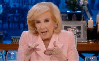 Mirtha Legrand desmintió un supuesto romance de Juana Viale con Mauricio Macri: