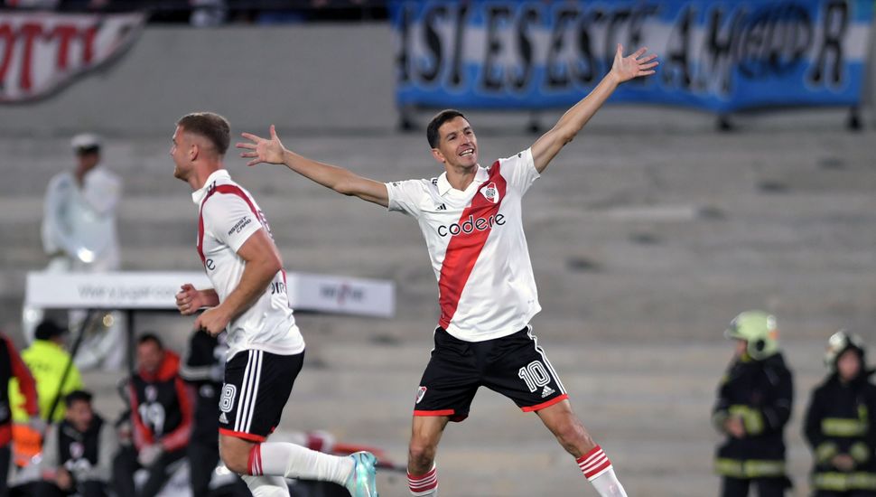 River venció a Unión y sigue siendo líder del torneo