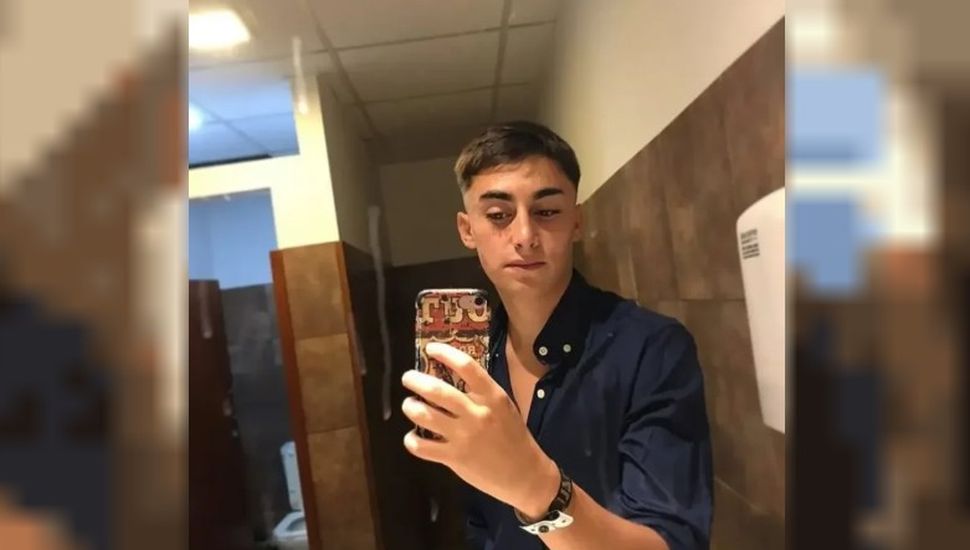 Pidieron detener al hijo de un diputado de Milei por la brutal golpiza a un joven en un boliche de Colón