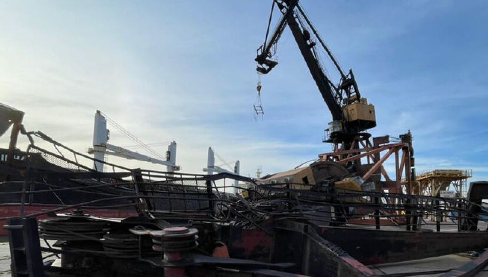 Por el temporal el Puerto de Bahía Blanca que sigue sin operar