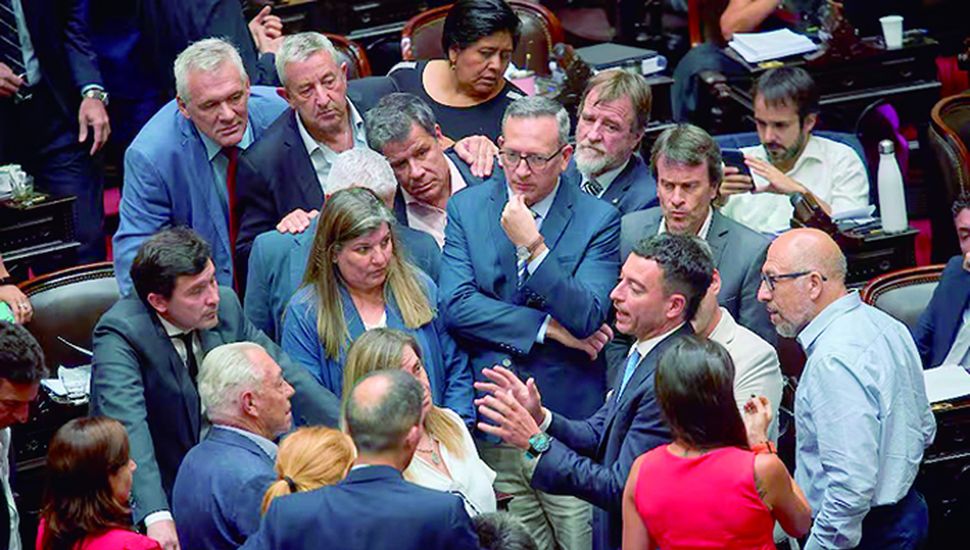 Diputados: el bloque radical se divide frente al veto de la reforma previsional