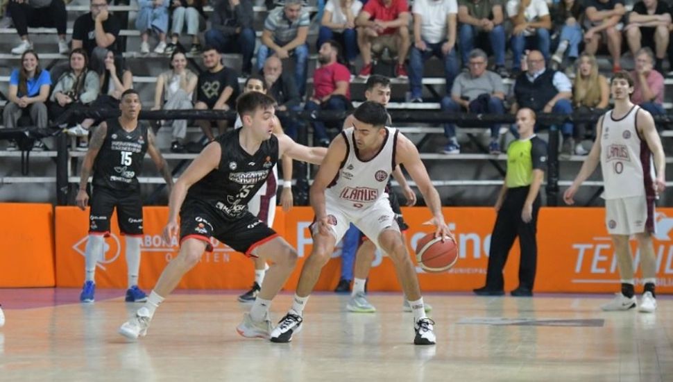 Lanús fue contundente y venció a Pergamino Básquet