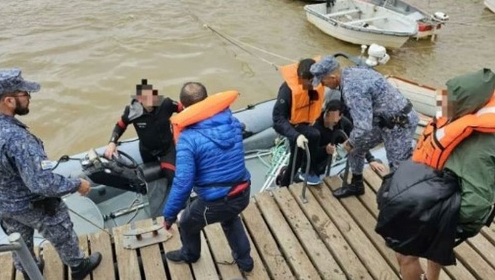 Un velero argentino se hundió en el Río de la Plata