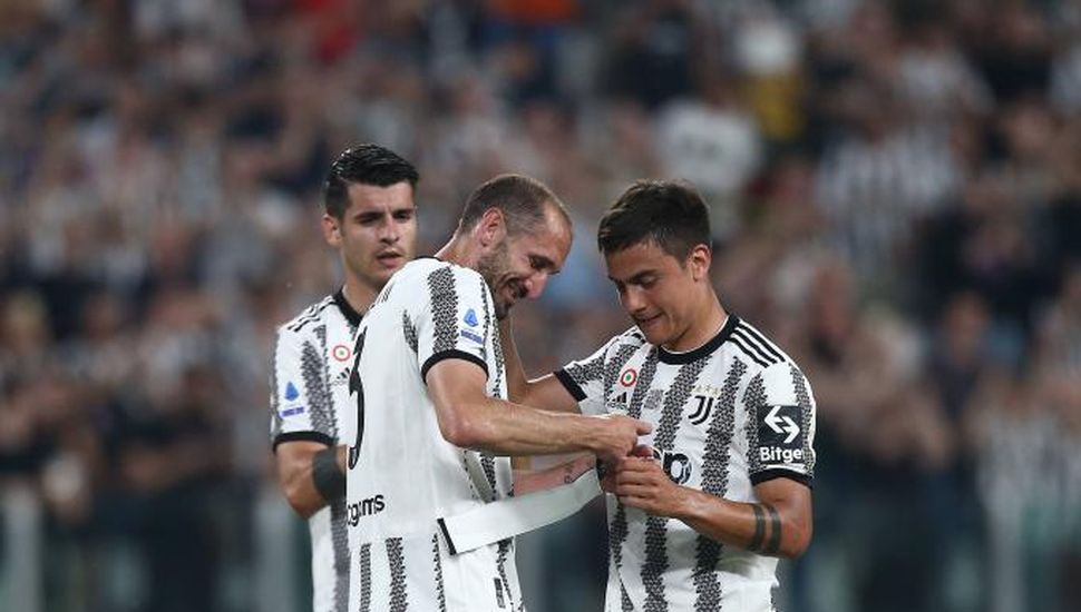 Dybala y Chiellini se despidieron de la Juventus