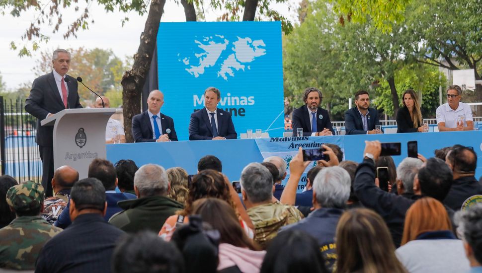 El Presidente Alberto Fernández encabezó los actos por la Guerra de Malvinas