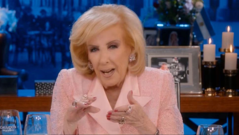 Mirtha Legrand desmintió un supuesto romance de Juana Viale con Mauricio Macri: