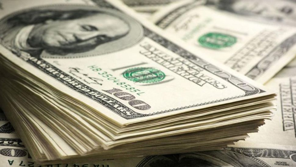 Sin compras del Banco Central, el dólar mostró calma