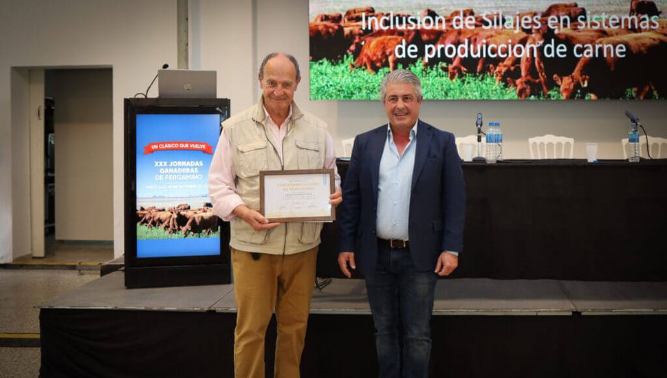 Declararon Ciudadano Ilustre de Pergamino al Médico Veterinario Carlos Salvador Kitroser
