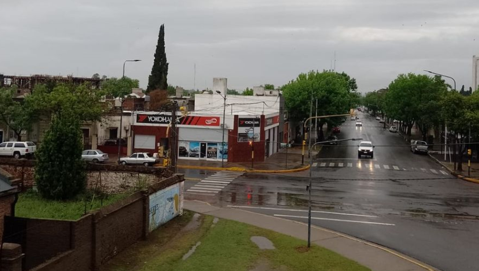 Vecinos de Desiderio de la Fuente presentaron un petitorio por el problema de la baja presión de agua