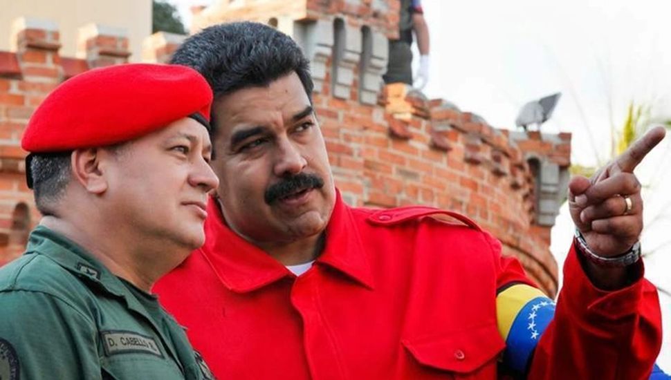 El Gobierno pidió el arresto de Maduro y Cabello
