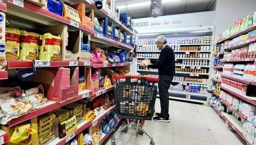 Con bajas generalizadas, las ventas minoristas caen un 4,2% interanual