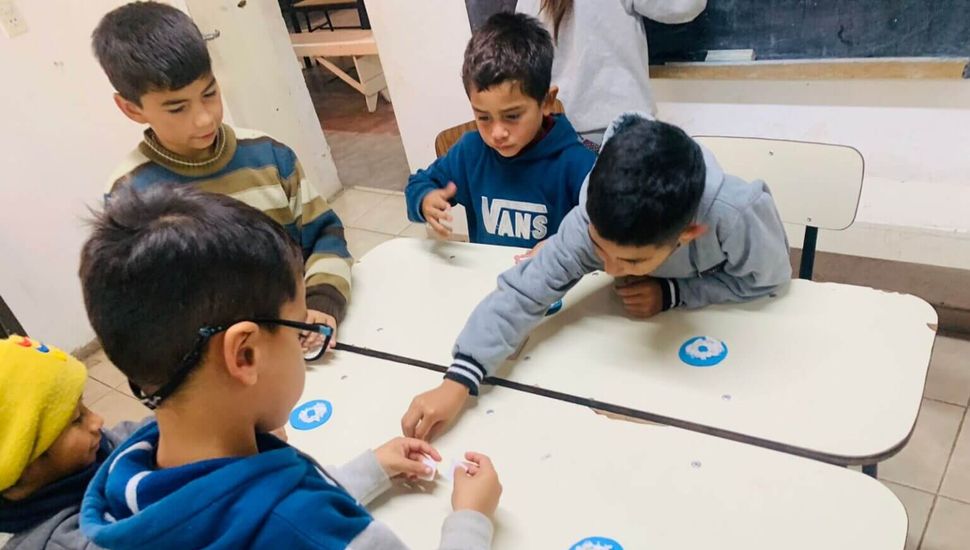 Los niños de los Centros se preparan para celebrar el Día de la Escarapela