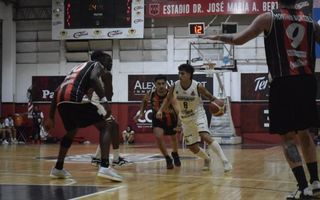 Pergamino Básquet no pudo con Central Entrerriano y perdió en Gualeguaychú