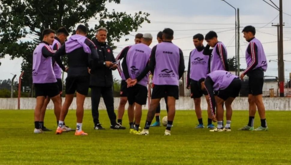 Cejas analizó la campaña de Douglas: “La evaluación es muy positiva”