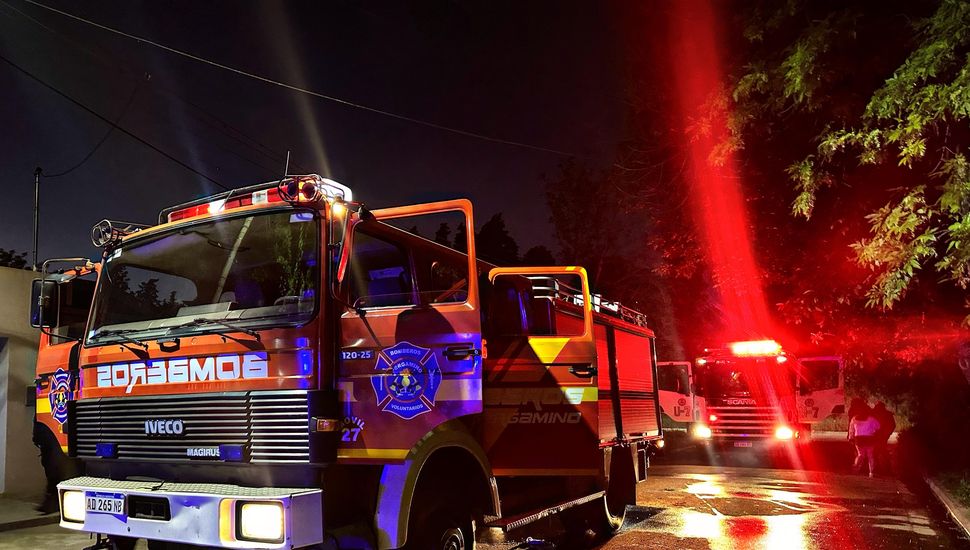 Tres incendios en la madrugada de este sábado