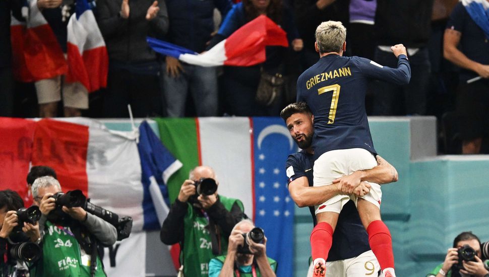 En un gran partido, Francia eliminó a Inglaterra