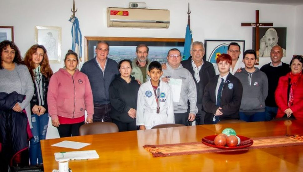 El Municipio de Colón continúa con su apoyo al deporte