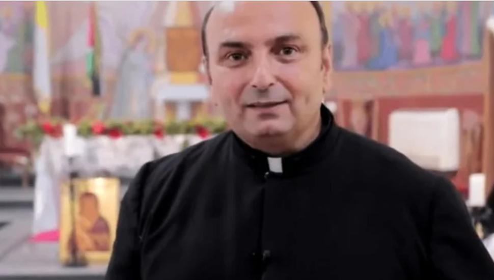 Conflicto en medio oriente: el cura argentino herido dijo que "en Gaza, el horror es cotidiano”