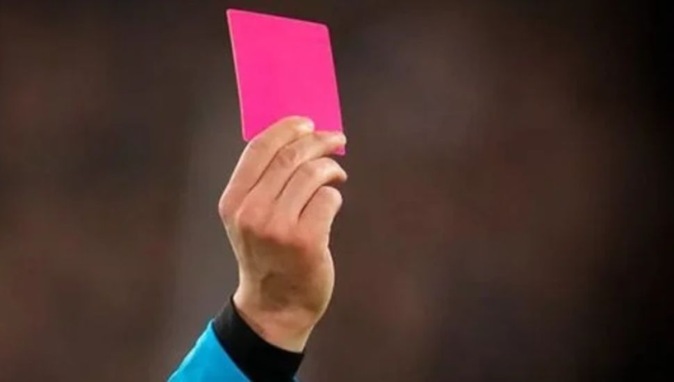 En la Copa América se implementará la "tarjeta rosa"