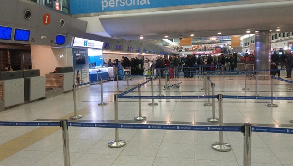 El Gobierno decide dejar de informar el balance de dólares por turismo