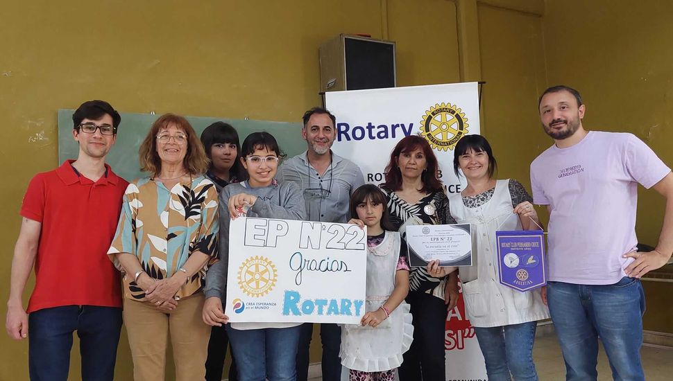 Se llevó a cabo el proyecto "La escuela va al cine" del Rotary Club Cruce