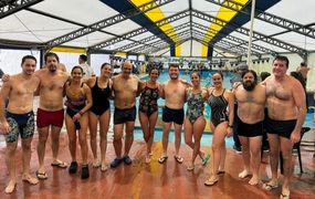 Destacada actuación de nadadores colonenses en Venado Tuerto