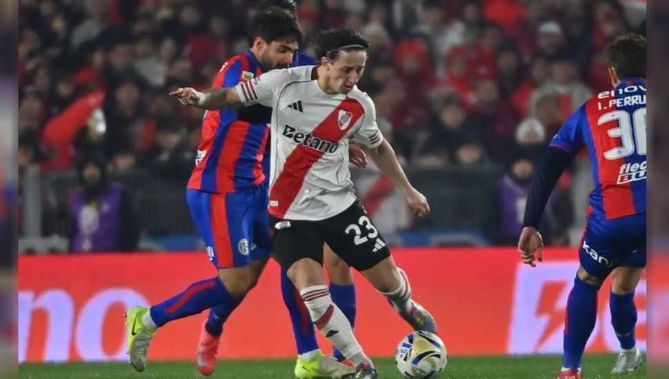 River no pudo con San Lorenzo y empató en el Monumental