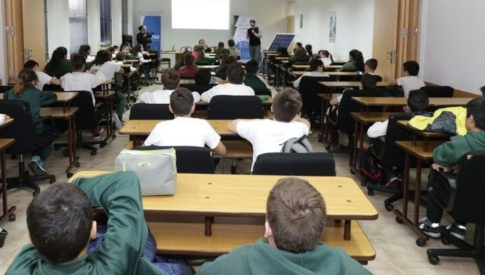 Autorizan el aumento del 4,7% en colegios privados de la Provincia