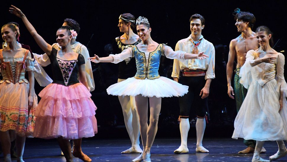 Cancelan el histórico ballet Nuréyev por “propaganda homosexual"